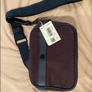 Lululemon cross body